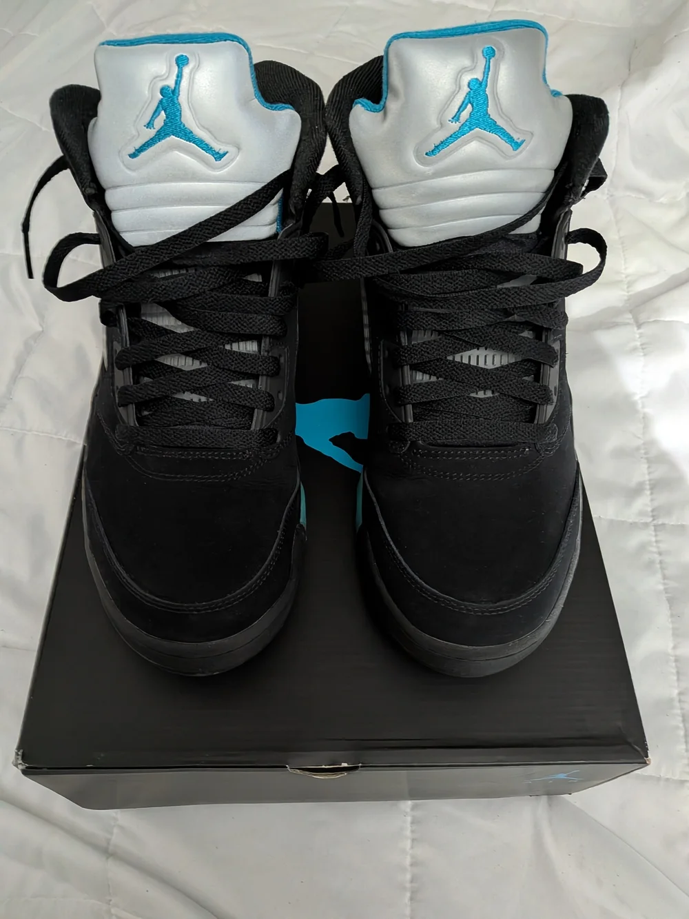 Jordan 5 Retro Aqua.